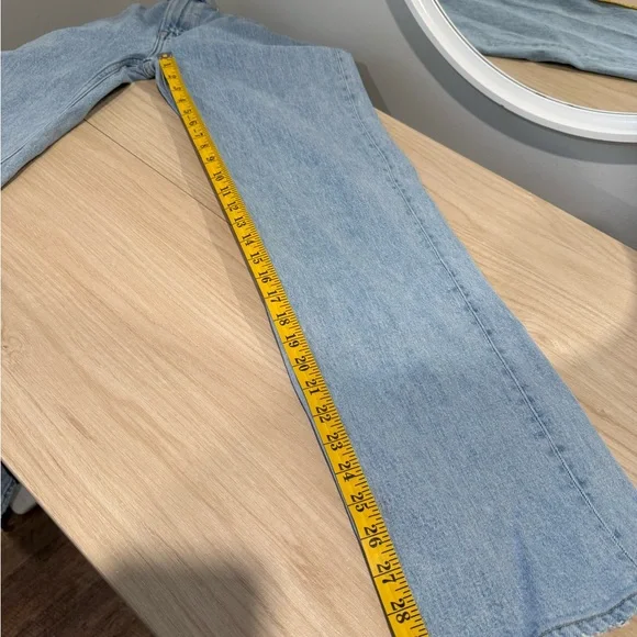 Abercrombie & Fitch Curve Love 90s Relaxed Jeans - Picture 8 of 8